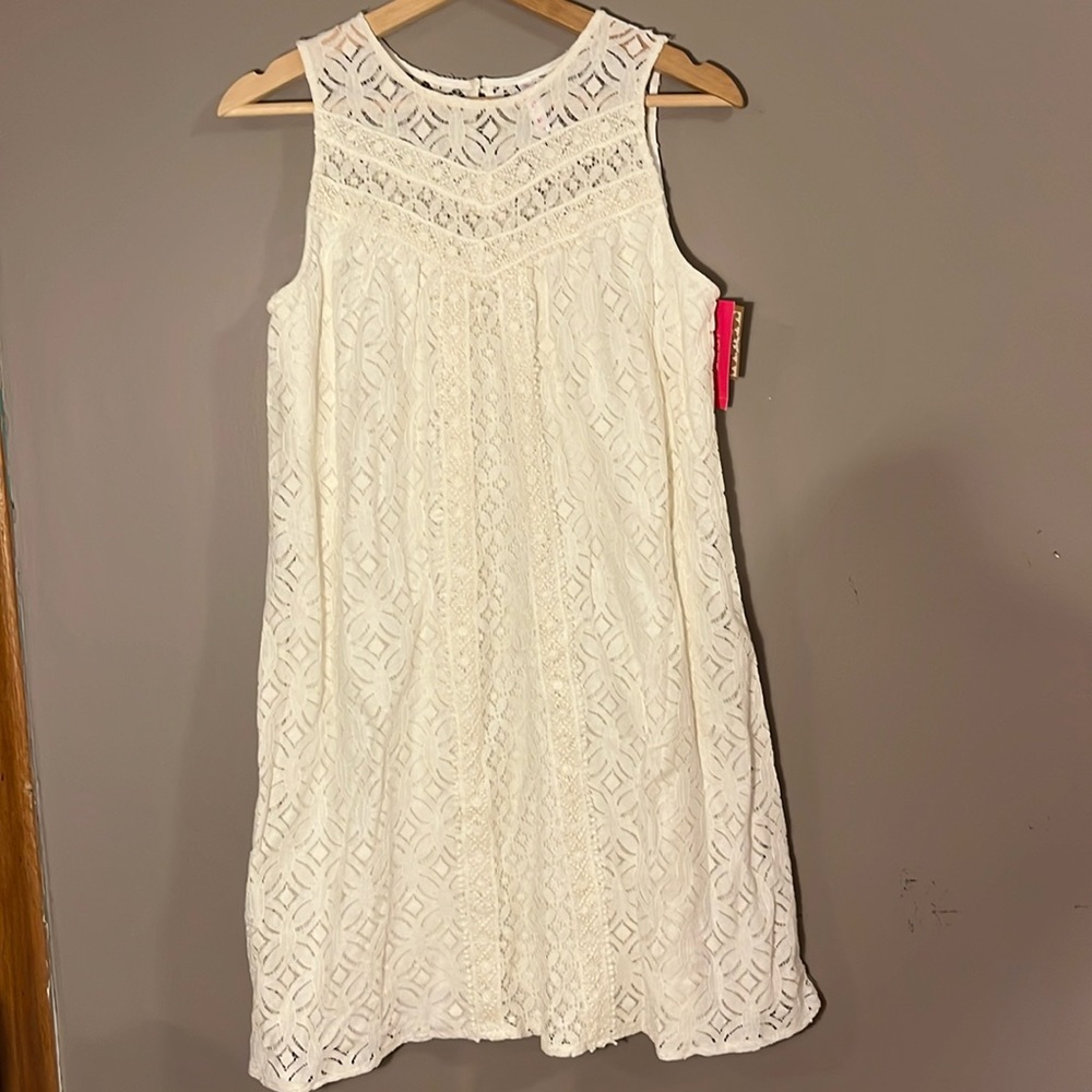 Exhilaration white lace lined dress size medium